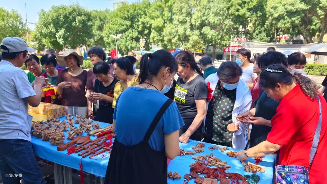 2023年“文化和自然遗产日”辛集市非遗宣传展示活动,6月9日上午在辛集市文体中心广场举办。