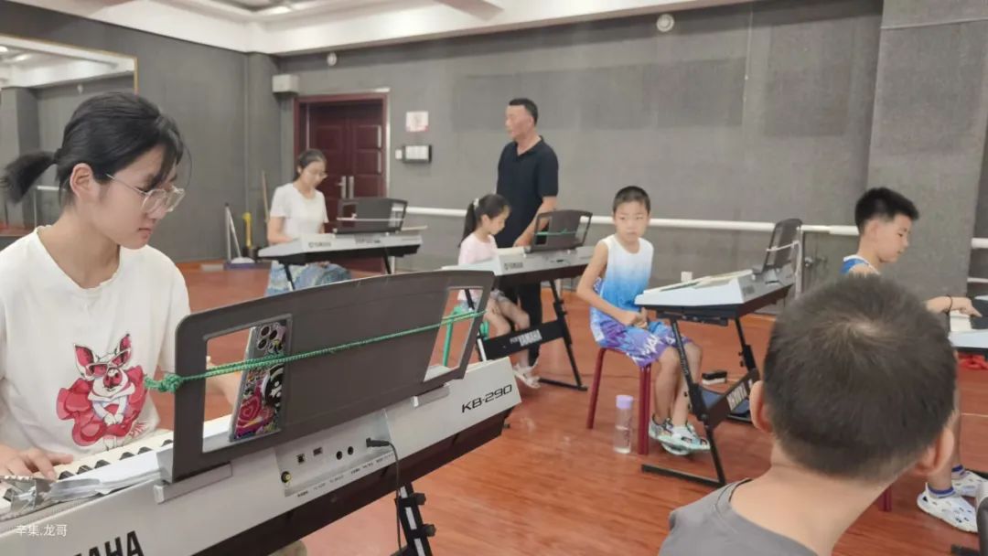 2023辛集市文化馆未成年人暑期器乐培训班开讲啦!