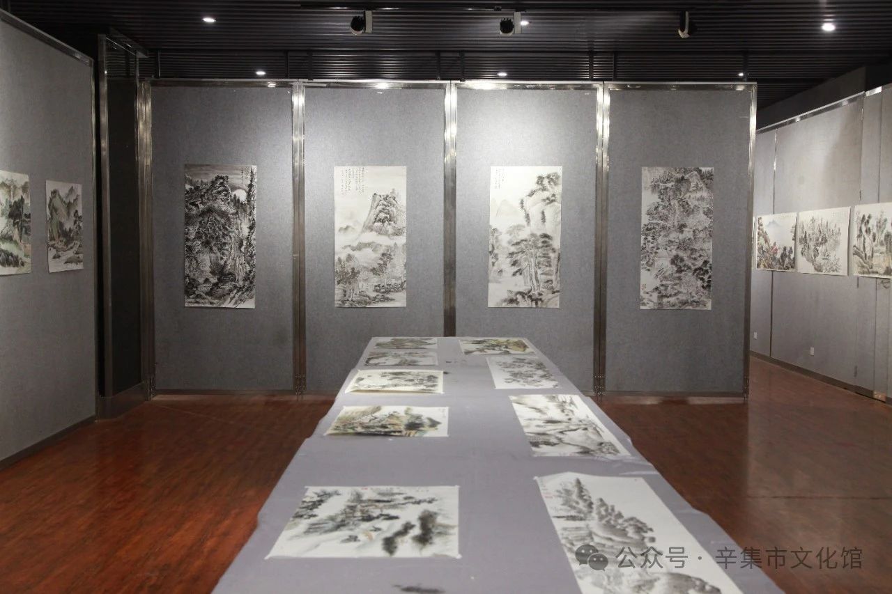 未来之期~齐志强学生绘画作品展于5月1日--6日在辛集市文化馆三楼展览厅成功举办