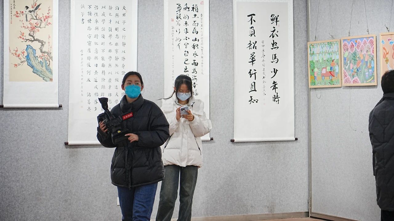 第十九届“新农村、新农民、新作品”书画作品展在文化馆三楼展览厅隆重展出