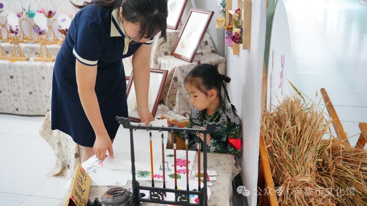文化馆服务宣传周系列活动—辛集市2024年中小学生美术作品展+工作坊