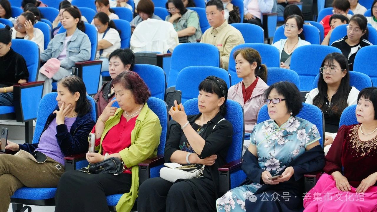 【文化馆：人民的终身美育学校】文化馆服务宣传周系列活动——辛集市化馆-京剧大讲堂