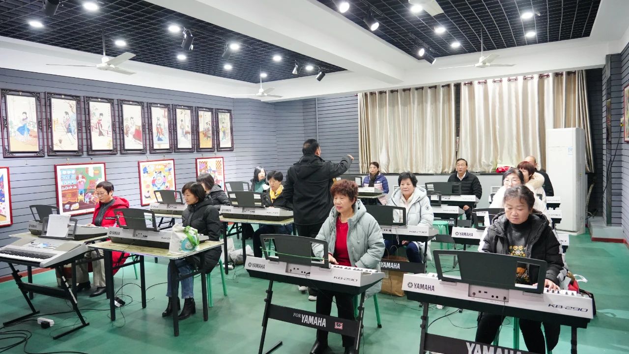 2024年辛集市文化馆全民艺术普及器乐培训班(二)正式开课