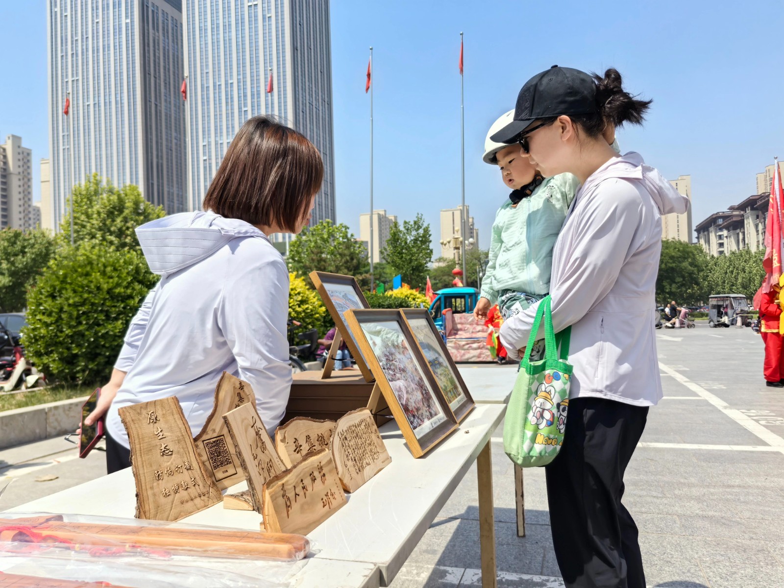“5·19中国旅游日暨辛集市第六届鼓王争霸赛”在国际皮革城举办
