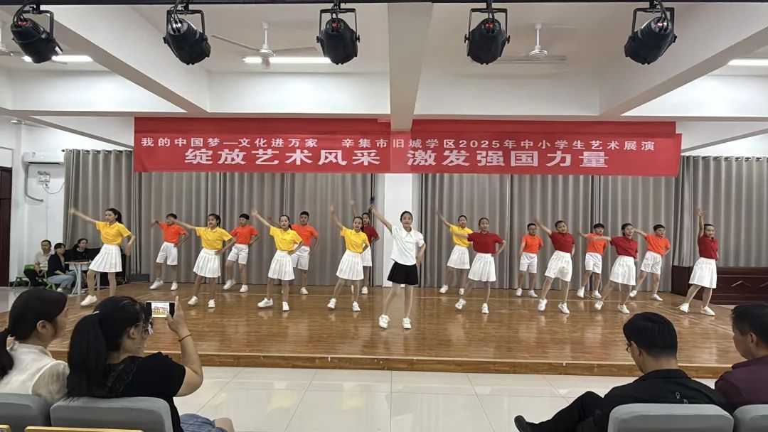 别样“六一”,“童”样精彩孩子们最喜欢、最期盼的“六一”国际儿童节又到啦叮铃铃~别样“六一”,“童”样精彩孩子们最喜欢、最期盼的“六一”国际儿童节又到啦